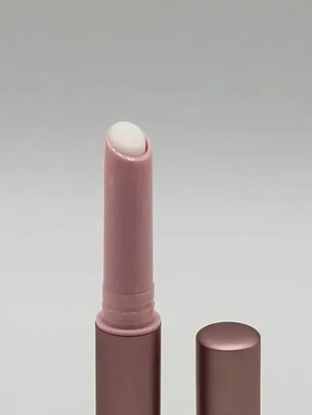 MAC Cosmetics Makeup - Picture 9 of 9